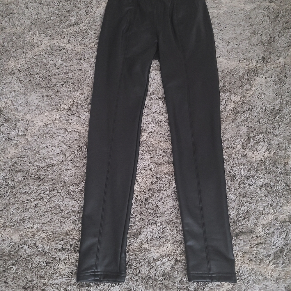 Faux Leather Leggings size small - Picture 4 of 5